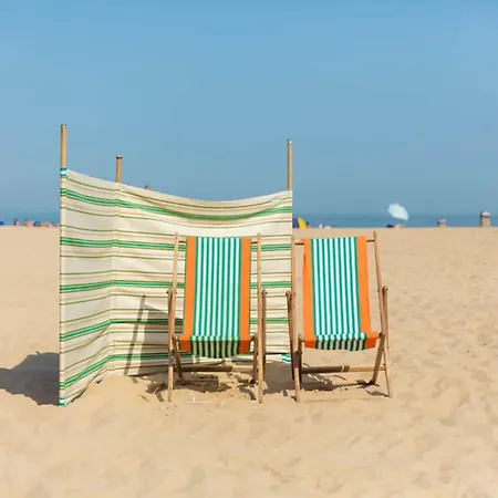 In With Stunning Sea View Apartment